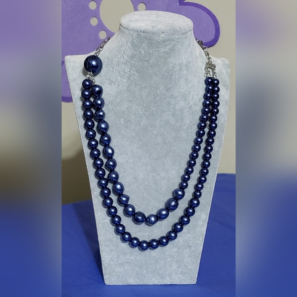 Elegant Blue Pearl Necklace